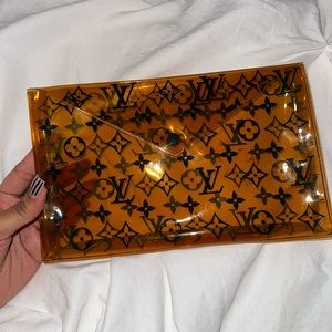Lv pvc clutch